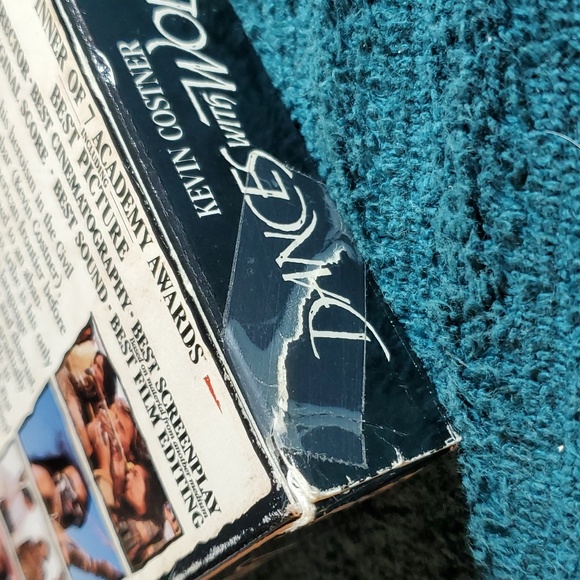 Dances with wolves - Picture 4 of 5